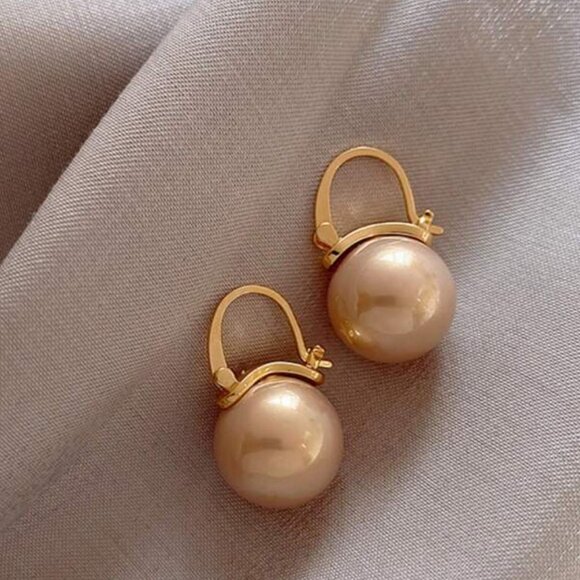 Champagne Pearl Drop Earrings - 18K gold clasp - Picture 2 of 2